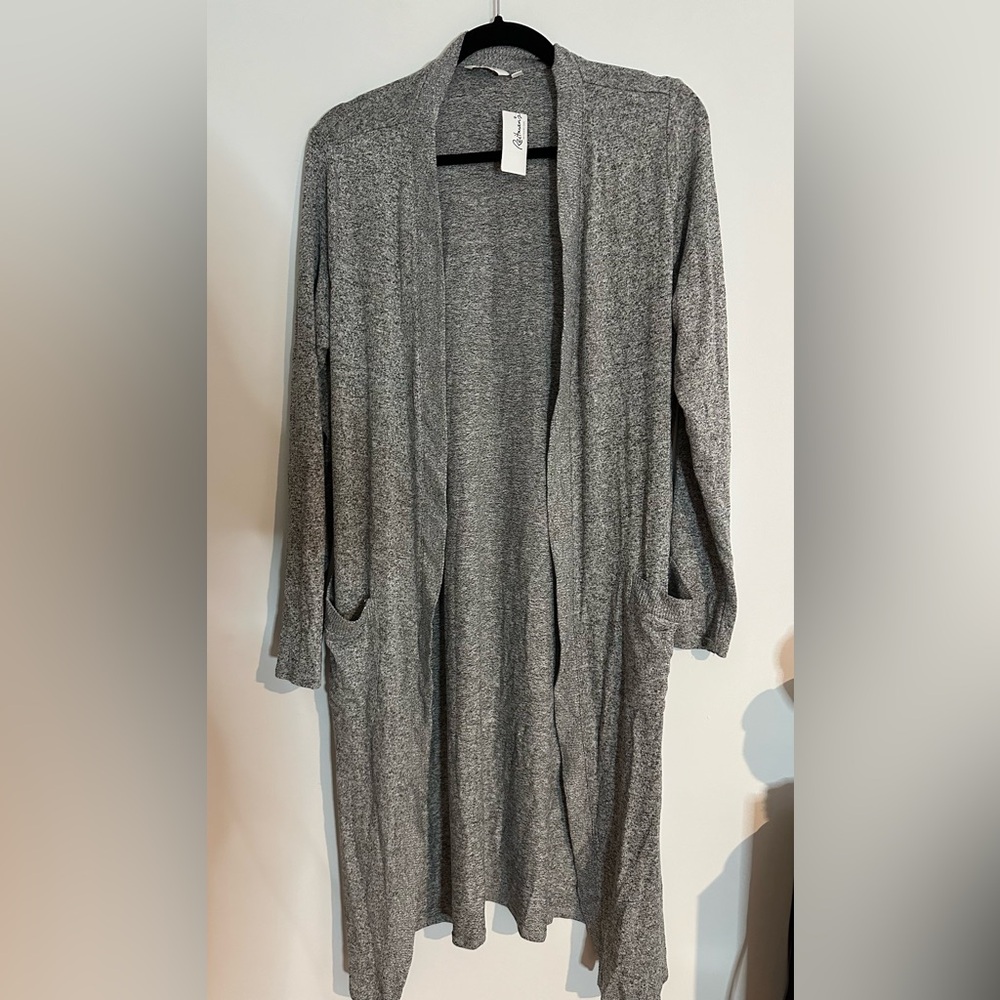 Reitmans Gray Lightweight Cardigan Sweater